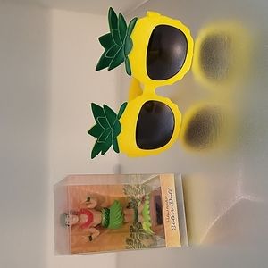 Brand New Hawaiian/Tropical Themed Gift Pack